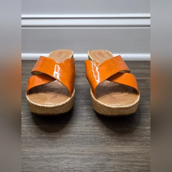 Born Orange Patent Leather Wedge Sandals  Size 8 - Picture 3 of 10